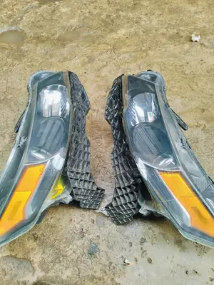 Headlights Acura TL 2012