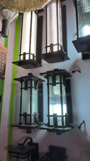 Pillar Fitting for Homes/ Hotels/ Lounges/ Guesthouses
