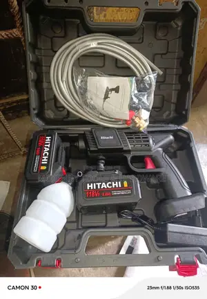 Hitachi Cordless Presure Washer Machine 118v