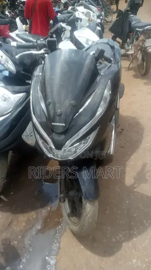 Honda 2023 Black