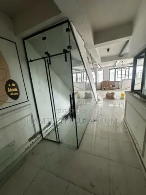 WINES BAR With 10mm Thick Tempered Glass
