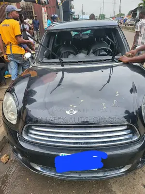 Mini Country Man Windscreen Glass Available