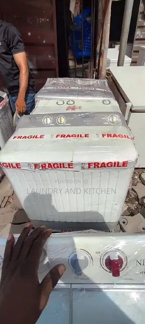 7.5kg Haier Thermocool Twin Top Washing Machine