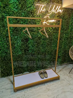 Clothing Rack With Base