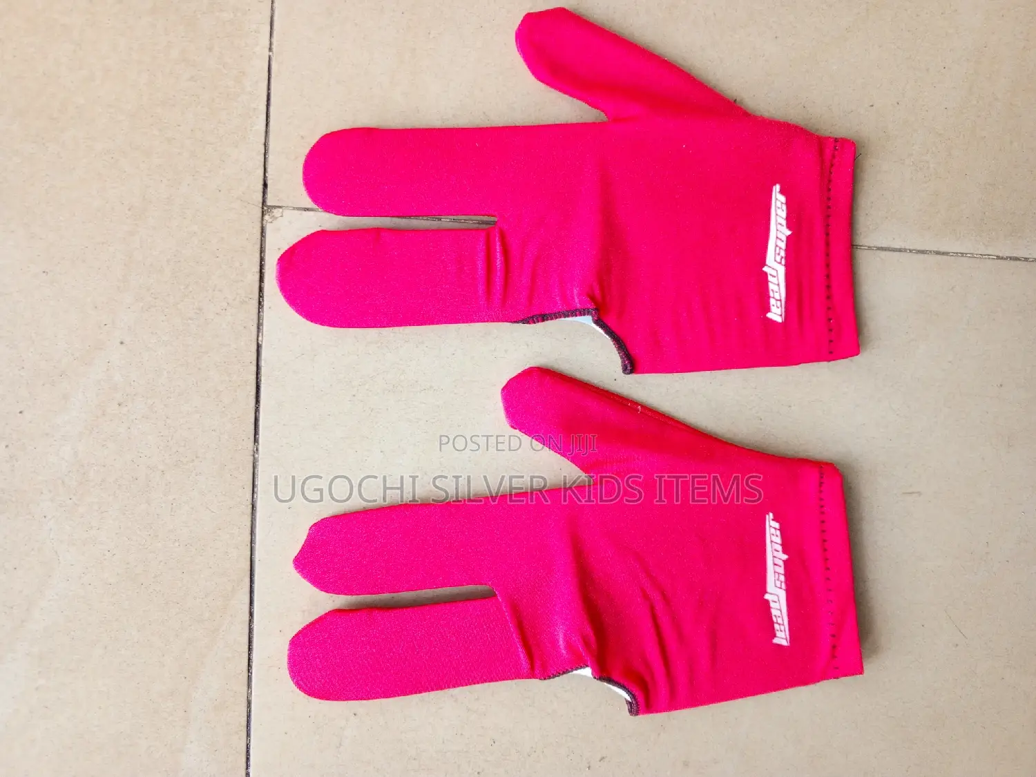 Lead Supper Snooker Glove Is Available