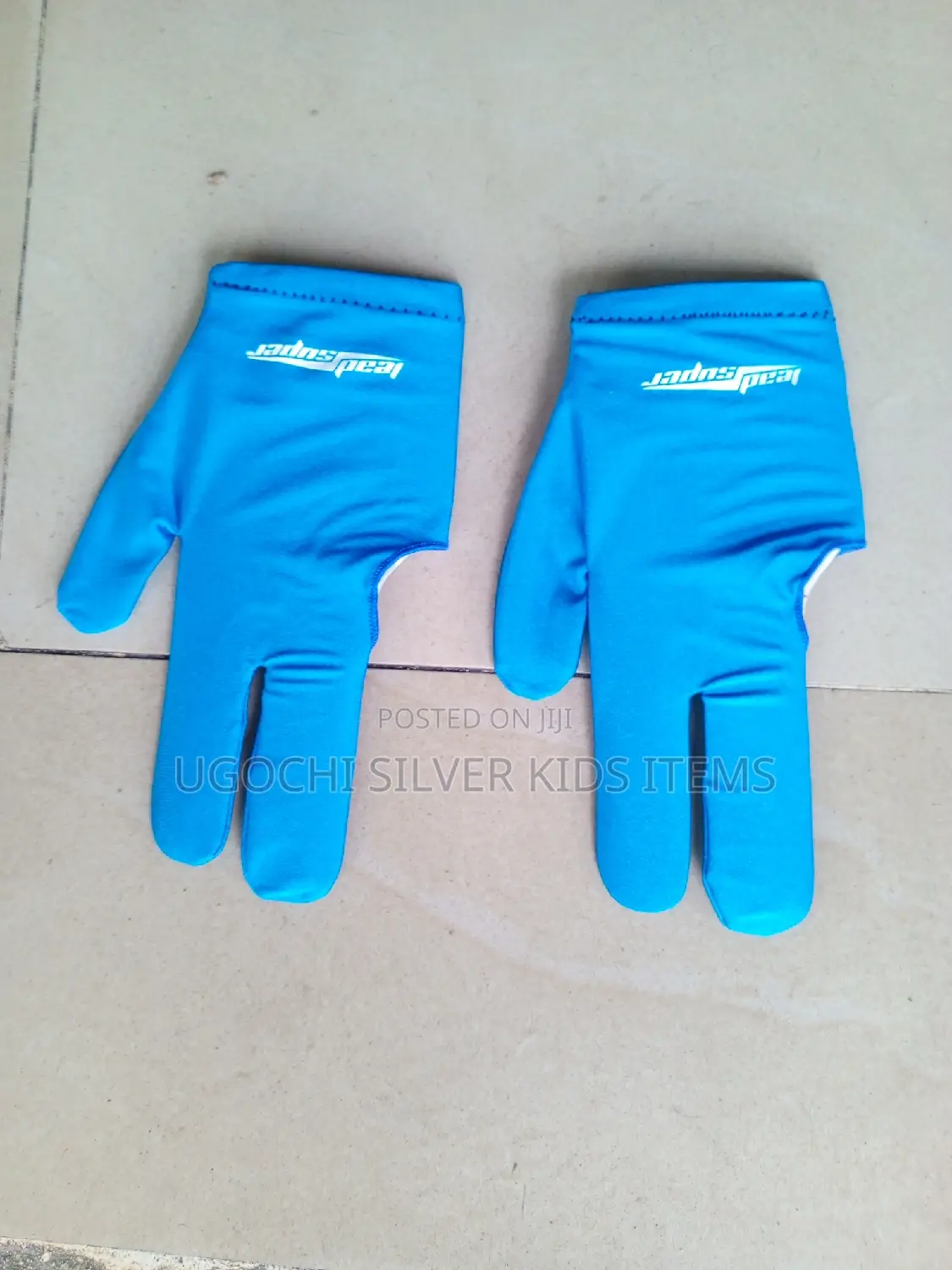 Lead Supper Snooker Glove Is Available