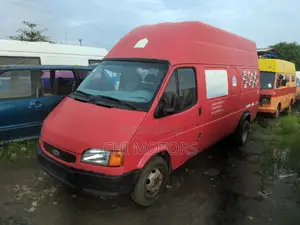 Ford Transit 2005 Red