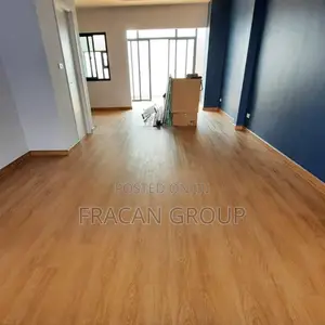 Vinyl Rubber Floor . 100 Percent Water Resistant