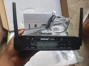 Lapel and Handheld Wireless Microphone System