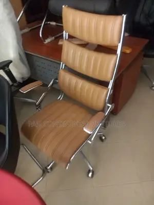 Durable Retro Executive Chair