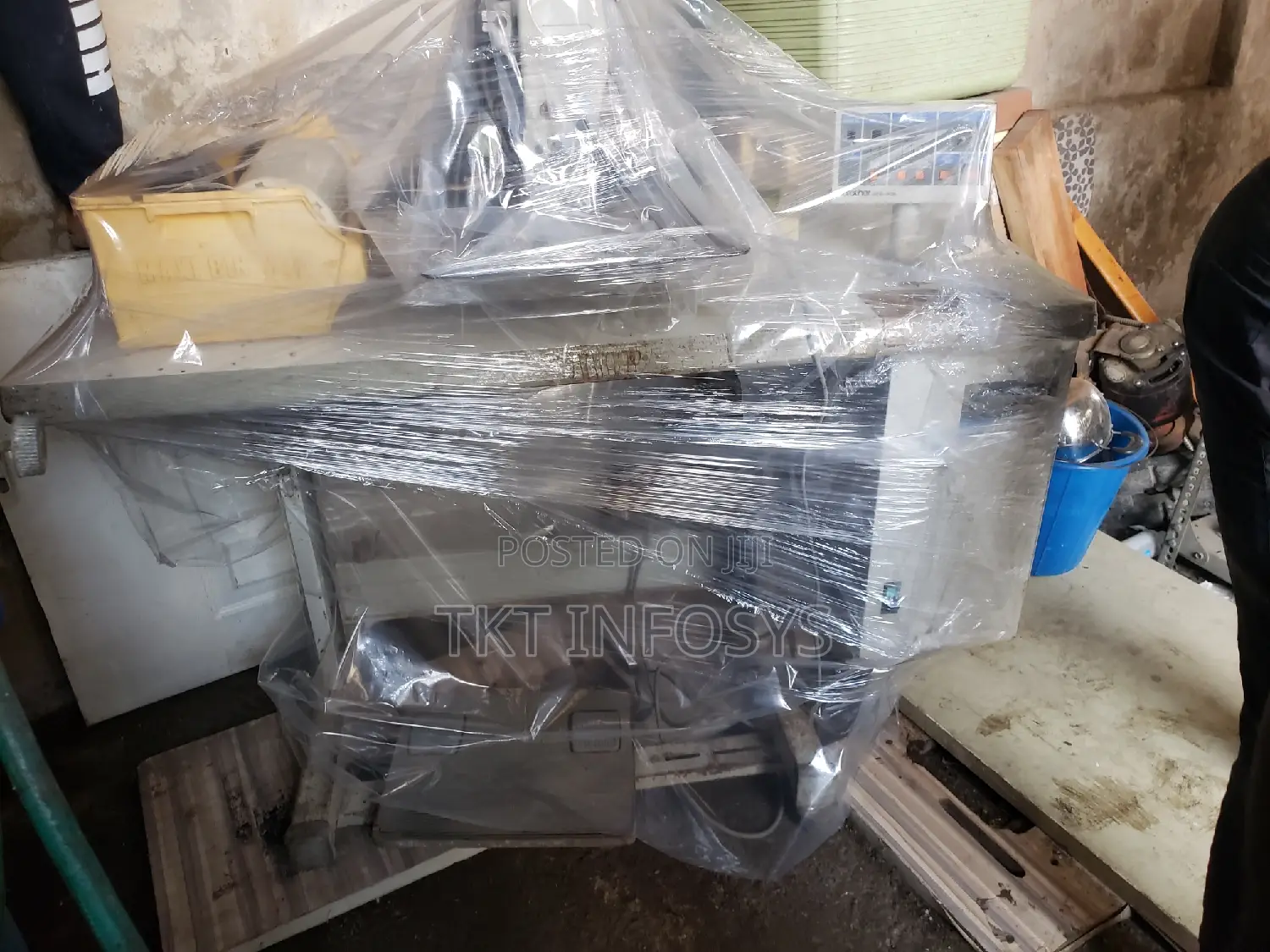 Brother Bas 326 Programmable Sewing Machine