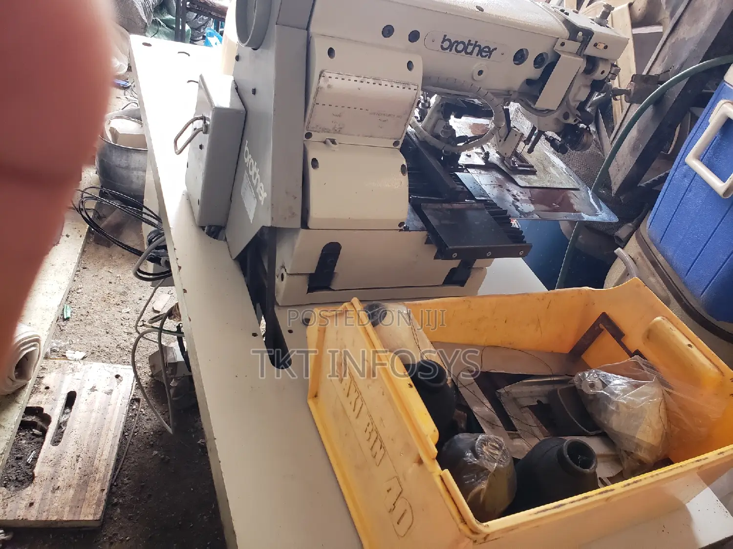 Brother Bas 326 Programmable Sewing Machine