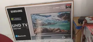 Samsung 55 Inches With Breakpraking Visiual