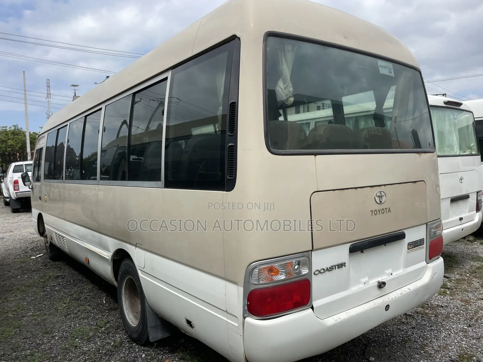 Toyota Coaster 2012 Gold