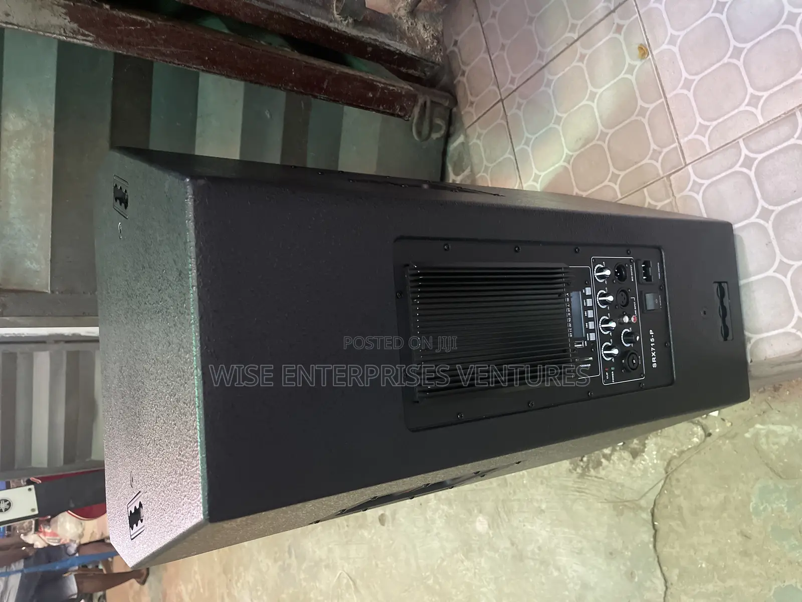 Powered Speaker