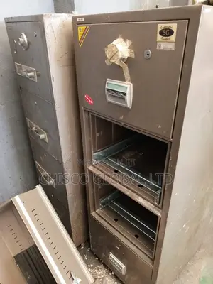 Professional Safe Repair
