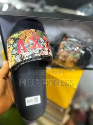 Gucci Palm