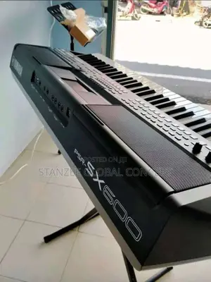 Yamaha PSR-Sx600 Arranger Workstation Keyboard Black