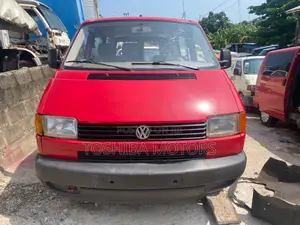 Volkswagen Transporter 2005 Red