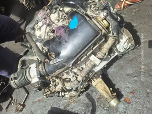 Toyota/Lexus 2gr-Fe V6 Engine and 22pins 4wd Drive Gearbox