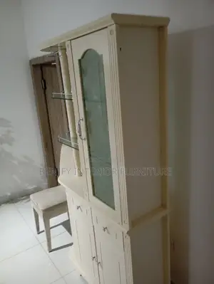 Modern Wine Bar With Drawer