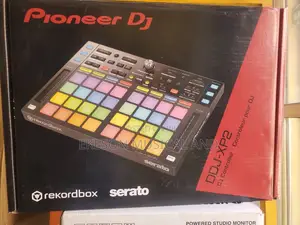 Pioneer DDJ-Xp2 DJ Controller
