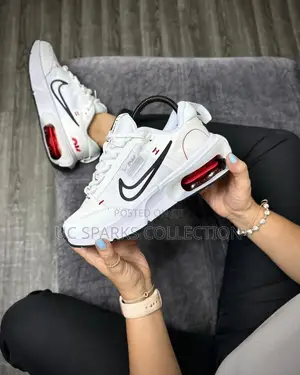 High Quality Alexander McQueen Sneakers