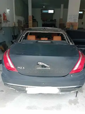 JAGWAR XJL Back Glass AVAILABLE