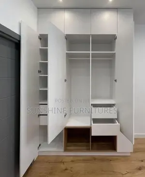 Walk-in Wardrobe
