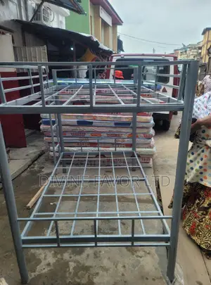 Gray Metal Bunk Bed Detachable 6*3 Feet.