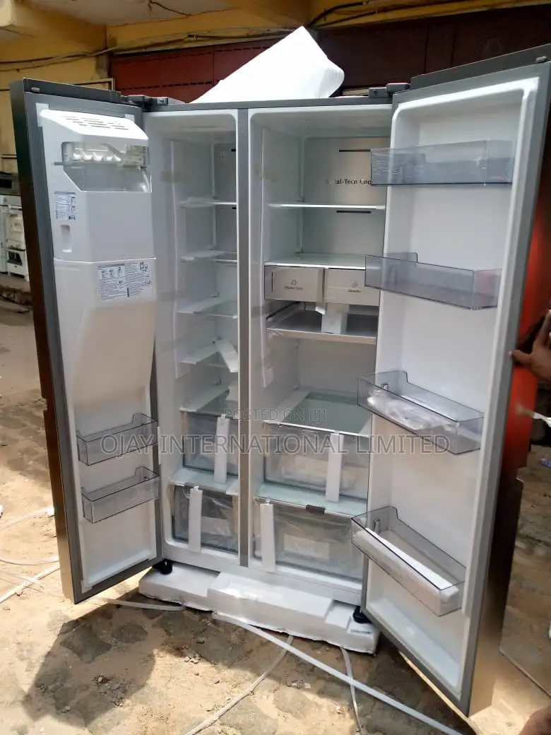 Hisense Refrigerator 82ws
