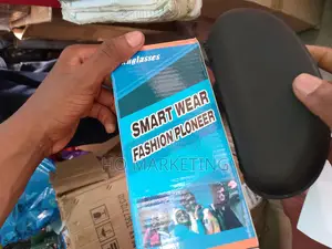 Fashion Pioneer Smart Spy Glasses With Bluetooth