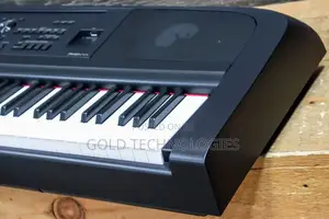 Yamaha Digital Piano, DGX 670 Portable 88 Keys Piano Stand