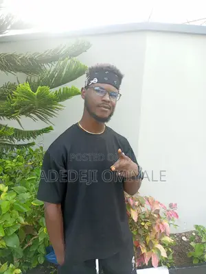 Live in House Keeper