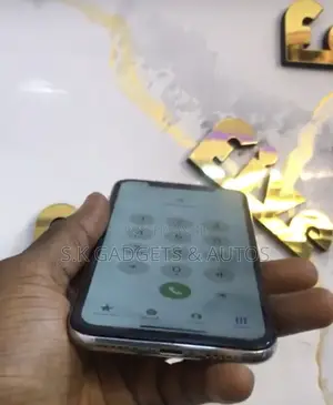 Apple iPhone X 64 GB White