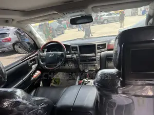 Lexus LX 2015 Black