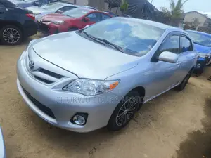 Toyota Corolla 2012 Silver