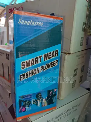 Wireless Smart Wear Sunglasses Fashion Pioneer (Black).