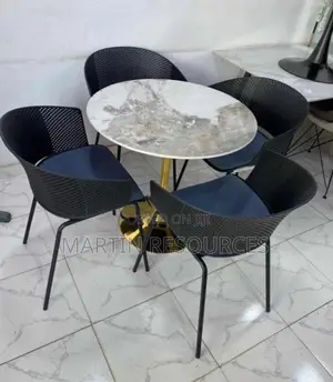 Dining/Restaurant Table With Chairs