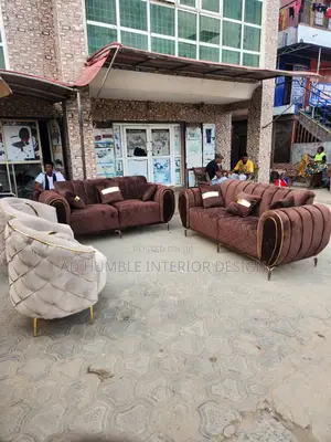 7 Sitter Standard Sofa Chair.