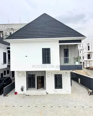 4bdrm Duplex in Ologolo for sale