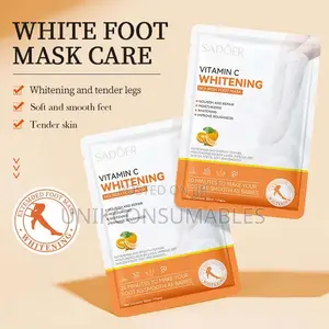 Sadoer Vitamin C Whitening Nourish Foot Mask