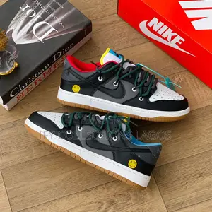 Nike Sneakers