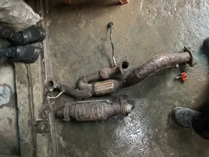 Kia Sedona 2012 Center Catalyst With Net