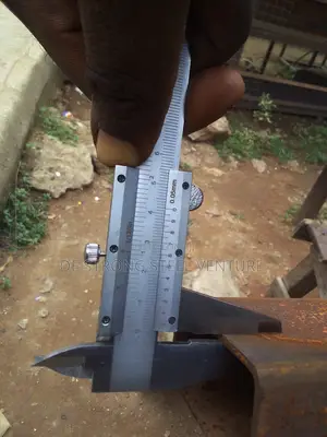 Sq Pipe Thick