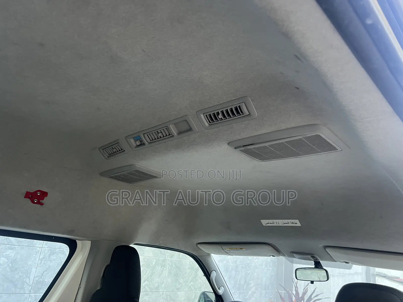 Toyota HiAce 2019 White