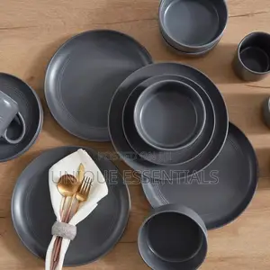 Barbary Oak Verona 16 Piece Dinnerware Set
