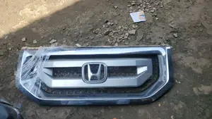 Front Grille 2009 Honda Pilot