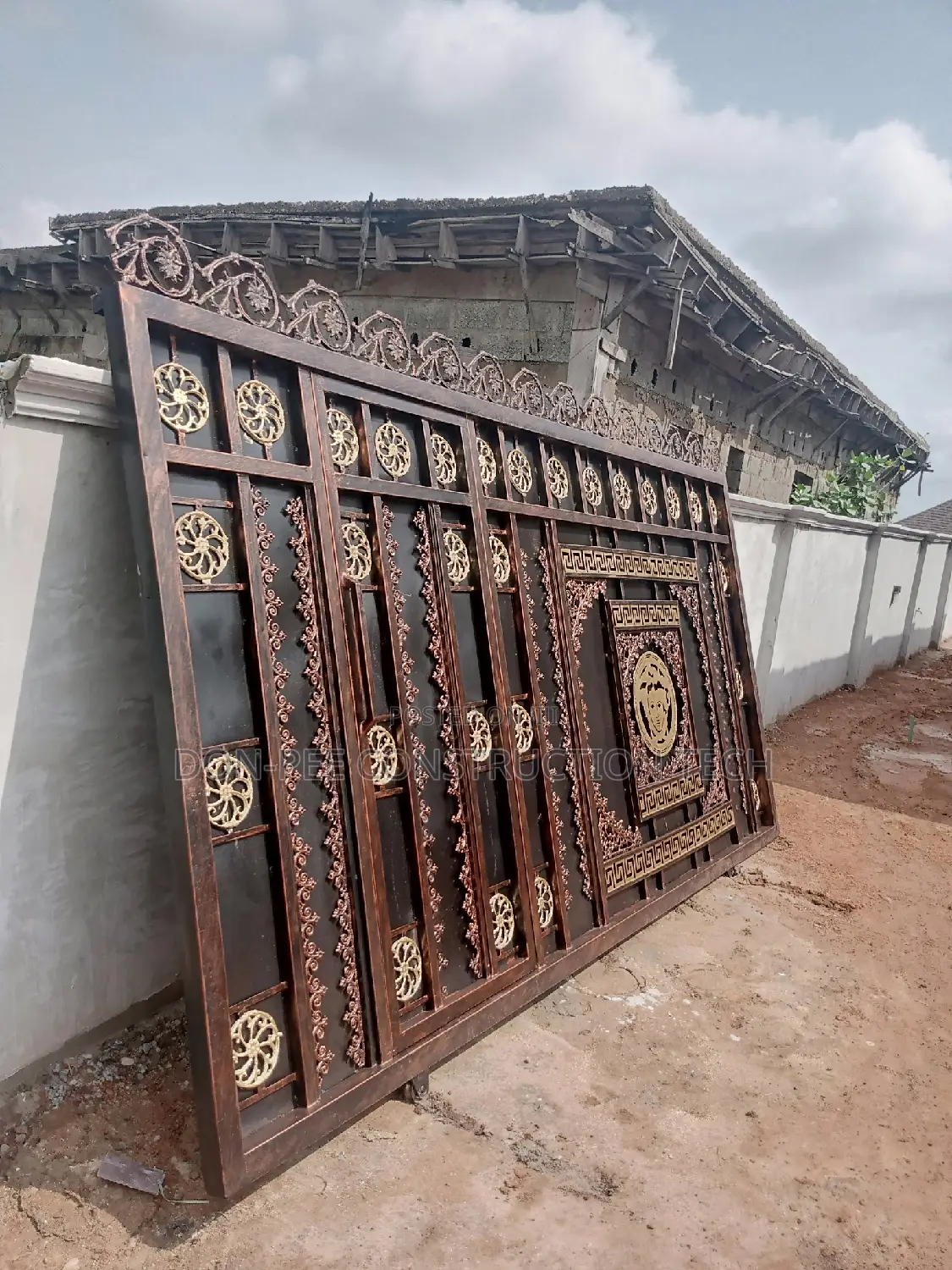 Solid Gate