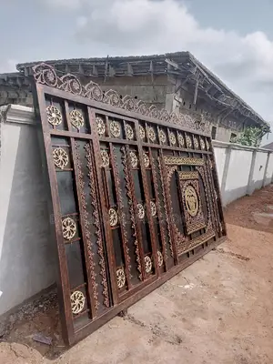 Solid Gate